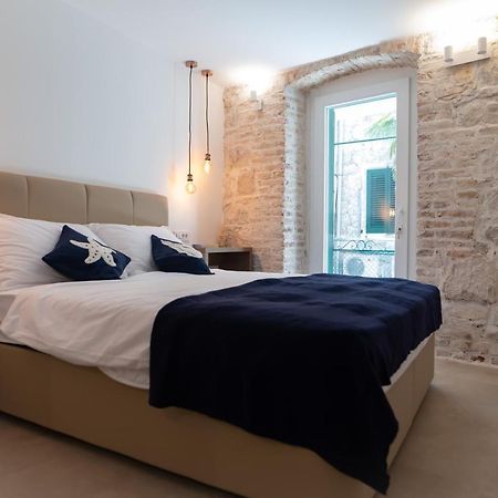 Vitelli Apartments And Rooms Split Extérieur photo